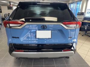 Prêt à être expédié – Toyota RAV4 Hybride XSE AWD 2025, toutes options, titre propre, occasion - Product Image 5