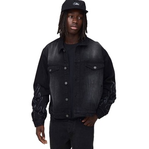 Veste en jean unisexe classique décontractée pour homme, de haute qualité, épaisse, avec détails boutonnés, écologique et coupe-vent - Product Image 1