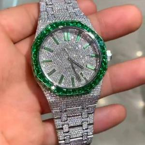 Reloj de diamantes Moissanite Baguette cuadrado verde de Color personalizado Ajuste de acero inoxidable Movimiento de cuarzo de lujo para hombres y mujeres - Product Image 3