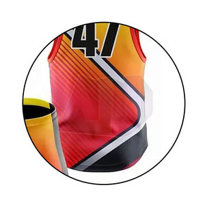 Conjunto de Uniforme de Compresión 7v7 de Moda Hecho en Pakistán, 100% Poliéster, Transpirable, Ligero, de Secado Rápido y Larga Duración - Product Image 4