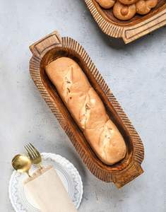 Grand bol à pâte en bois pour servir des collations lors des réunions de famille tout en rehaussant la décoration traditionnelle de la table - Product Image 2