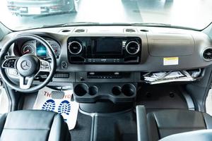 MERCEDES-BENZ SPRINTER 3500 2023 TRÈS PROPRE, MOTEUR TURBODIESEL 2.0 LITRES HAUTE PERFORMANCE, PRÊT À LIVRER - Product Image 3