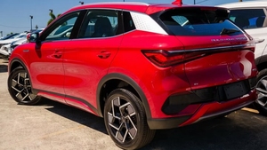 BYD ATTO 3 2023, SUV Extendido, Tracción Delantera, Volante a la Derecha/Izquierda - Product Image 2