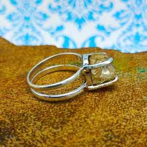 แหวนพลอยซิทรีนแบบหยาบสีเหลืองรูปทรงอิสระเครื่องประดับชั้นดี - Product Image 2