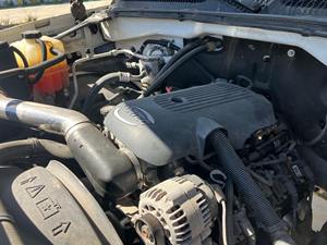 Chevrolet Silverado 2500HD L-S 2004 - Product Image 6