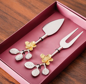 Cuchillo de queso de metal hecho a mano con diseño moderno de aspecto lujoso con mango, vajilla, juego de queso - Product Image 6