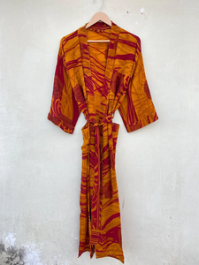 Robe Kimono en soie marron et rouge Robe en soie indienne Robe cousue à la main Vêtements pour femmes - Product Image 6