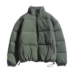 Veste matelassée chaude de qualité supérieure avec logo personnalisé, tendance, de haute qualité et personnalisable pour hommes et garçons, veste d'hiver - Product Image 4