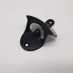 Ouvre-bouteille mural en métal enduit de poudre noire avec logo personnalisable Parfait pour les maisons modernes Assurer une grande durabilité - Product Image 2