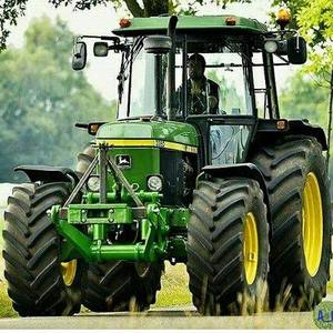 150HP 4x4 para agricultura Tractor a pie utilizado con rodamientos de motor Cummins Implementos completos que incluyen bomba de engranajes de motor - Product Image 5