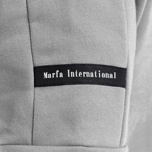 เสื้อฮู้ดสีเทาอ่อน ทันสมัยและสวมใส่สบาย เหมาะสำหรับทุกโอกาส ใส่ได้ตลอดทั้งปี โดย Marfa International - Product Image 5