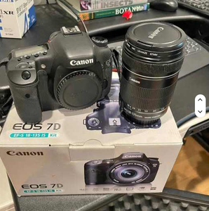 DF Wholesale Appareil photo reflex numérique professionnel portable 7D Mark II Original 100% neuf avec option objectif EF-S 18-55mm F/3.5-5.6 IS USM - Product Image 1