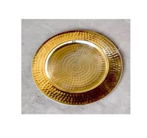 Tabletex Assiettes de présentation en or antique avec bord en relief Chargeurs de grandes assiettes pour assiettes à dîner - Product Image 1