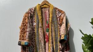 Hecho a mano largo Multi Patchwork algodón Kantha Chaquetas Mujer Vintage acolchado abrigo de invierno Casual primavera estilo tamaño libre - Product Image 2