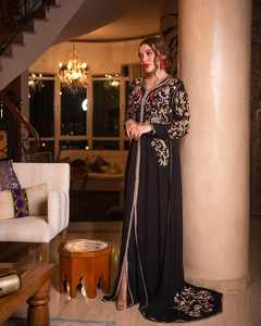 2025 recién llegado caftán marroquí de seda negra para adultos vestido informal bordado a mano para fiestas Ramadán Eid musulmán tradicional - Product Image 2