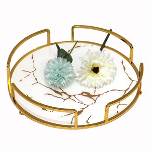 Bandeja de Servicio de Metal de Diseño Moderno y Estilo Único Hecha a Mano, Bandeja Decorativa de Metal y Vidrio para Mesas de Restaurantes y Hoteles - Product Image 6