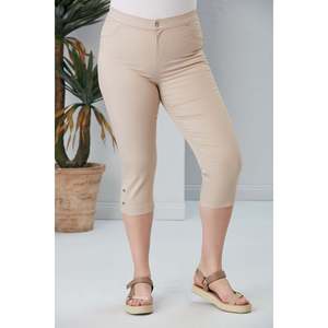 Pantalon capri grande taille avec détail boutonné à l'ourlet - Product Image 1
