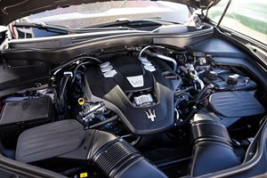 USADO LHD/RHD 2018 MASERATI LEVANTE GRANSPORT - Product Image 3