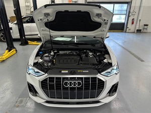 ใช้อย่างประณีต2025 Q3 Audi PLUS S line 4dr SUV AWD w/ 45 TFSI