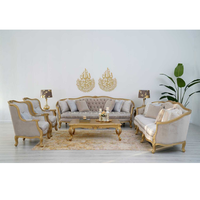 Ensemble de meubles de salon, canapé et fauteuil en bois d'acajou avec finition dorée et sculpture artisanale de qualité pour l'intérieur