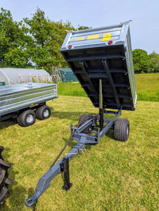 Remorque basculante hydraulique pour tracteur compact de 1,5 tonne, équipement agricole durable et efficace, remorque à benne basculante pour petite exploitation agricole - Product Image 5