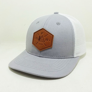 หมวกแก๊ปทรงทรัคเกอร์ 6 แผง ทรงโค้งเล็กน้อย ปิดด้วย Snapback เหมาะสำหรับกิจกรรมกลางแจ้ง แฟชั่น ผ้าตาข่าย ผ้าแคนวาส สำหรับปั่นจักรยาน ใช้ได้ทั้งชายและหญิง ผลิตในเวียดนาม - Product Image 6