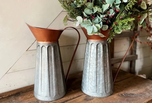 Elegant Luxury Metal Flower Vase Modern Design Durable Eco-Friendly Customizable All-Season for Home Garden Tabletop Decoration - Product Image 4