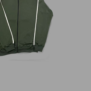 Chándal estampado a prueba de viento ecológico de algodón 100% para hombre Conjuntos de estilo de patrón sólido - Product Image 4