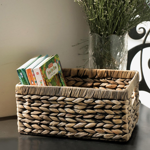 Venta al por mayor de Vietnam, cestas de jacinto de agua tejidas marrones con doble asa para organizar y almacenar ropa y ropa - Product Image 2