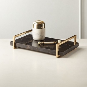 ถาดหินหินอ่อนคุณภาพสูงสุดสร้างสรรค์สำหรับตกแต่งบ้านถาดเสิร์ฟผลไม้พร้อมที่จับทองเหลือง - Product Image 5