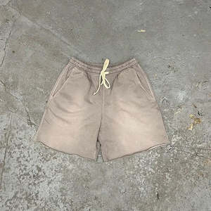 Pantalones cortos de algodón para hombre de alta calidad con estampado de puff, lavado ácido desteñido por el sol, ropa de calle, pantalones cortos para hombre con borde crudo - Product Image 6