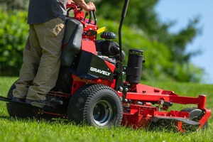 2023 PROSTANCE Tondeuse à gazon Gravely PROSTANCE 32 avec moteur 170cc ou 190cc pour bricolage ou usage industriel - Product Image 5