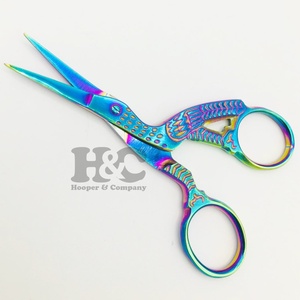 Tijeras de uñas para cutículas de acero inoxidable con Plasma arcoíris, tijeras de manicura recién llegadas, hoja de belleza afilada, diseño curvo sostenible - Product Image 1