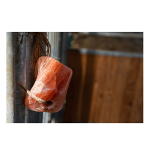 Cylindre à lécher en sel rose de l'Himalaya naturel de haute qualité Fabricant OEM direct du Pakistan pour les services de chien cheval vache - Product Image 4