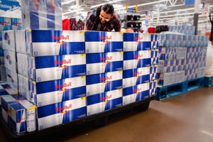 Para RedBul Original Blue Silver Red Edition Bebida energética Carbonato de ginseng sin azúcar Bebida rica en cafeína en caja de embalaje - Product Image 3