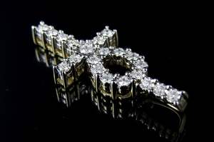 Colgante de diamante de alta calidad para uso diario personalizado Unisex tenis Ankh Cross VVS Moissanite para hombres y mujeres - Product Image 3