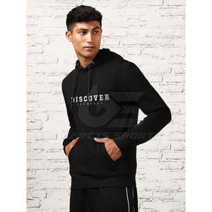 Pull à capuche imprimé pour hommes avec motif graphique coloré pour les amateurs de mode - Product Image 4