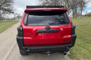 Toyota 4Runner TRD Pro 2017, modifications tout-terrain approfondies, suralimenté, 4x4, rouge métallisé Barcelone - Product Image 6