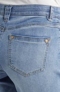 Shorts de Mezclilla de Algodón para Mujer, Diseño Más Reciente de 2025, Talla Personalizada, Shorts de Mezclilla para Mujer de la Mejor Calidad, Servicio OEM - Product Image 4