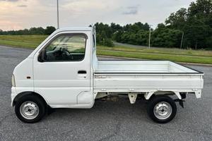 Camionnette Suzuki Carry 4x4 de 2000, camionnette Kei du marché japonais, boîte manuelle à 5 vitesses, 4 roues motrices - Product Image 6
