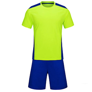 Maillot de football pour homme en promotion, personnalisé, nouveau design, respirant, à manches courtes, impression par sublimation, maillot personnalisé OEM - Product Image 3