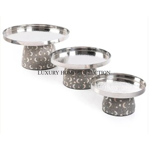 Elegante bandeja de servicio con recubrimiento en polvo rosa con brillo premium y decorativa para una lujosa decoración del hogar y fines de regalo - Product Image 2