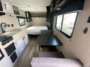 Jayco J-a-y F-l-i-g-h-t S-L-X 7 195RB d'occasion 2022 prêt à être vendu - Product Image 4