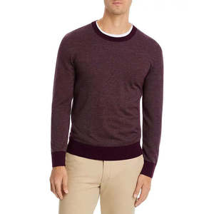 เสื้อสเวตเตอร์คอกลมผ้าเมอริโนวูลสำหรับผู้ชายของบลูมมิงเดลส์ สีชมพู - เพิ่มความมีสไตล์ให้กับตู้เสื้อผ้าของคุณ - Product Image 2