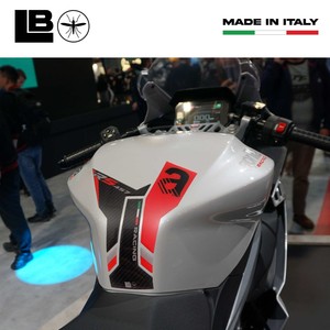 Adesivi 3D per Serbatoio e Logo per Aprilia RS 457 2024, Decorazioni e Protezioni per Casco e Moto - Product Image 3