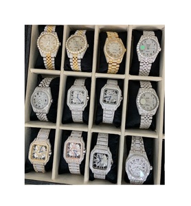 Commande en gros disponible classique de luxe à la mode Moissanite diamant glacé Hip Hop en acier inoxydable automatique montre à quartz saphir - Product Image 1