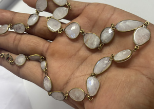 Hecho a mano metal latón Arco Iris piedra lunar gemas forma desigual collar 10To15mm bisel conjunto para moda collar joyería para mujer regalo - Product Image 5