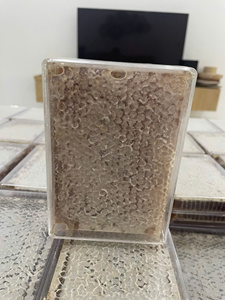 รังผึ้งดิบเก็บเกี่ยวอย่างยั่งยืนนำรสชาติและประโยชน์ที่บริสุทธิ์มาสู่กิจวัตรประจำวันของคุณมอบความหวานตามธรรมชาติจำนวนมาก - Product Image 6