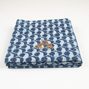 Nueva Tela Estampada en Bloque con Diseño Floral, 100% Algodón Orgánico, para Ropa de Cama - Product Image 6