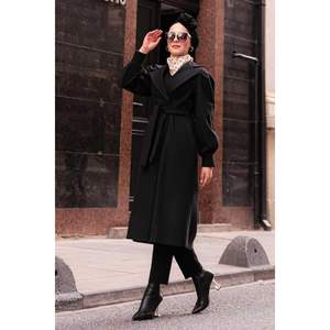 เสื้อโค้ทผ้าแคชเมียร์แขนบอลลูนสีดำ - Product Image 2